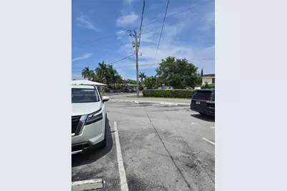 218 N Federal Highway, Hallandale Beach, FL 33009 - Photo 12