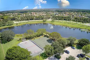899 Phoenix Way, Weston, FL 33327 - Photo 30