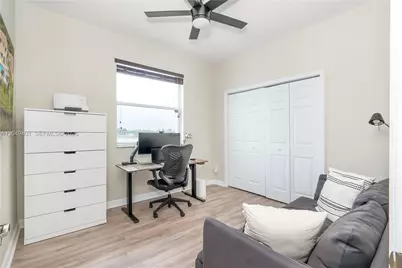 13724 SW 52nd St, Miramar, FL 33027 - Photo 24