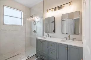 13724 SW 52nd St, Miramar, FL 33027 - Photo 22