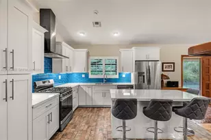 19120 SW 270th St, Homestead, FL 33031 - Photo 10