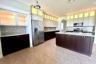 27448 SW 143rd Ct, Homestead, FL 33032 - Photo 8