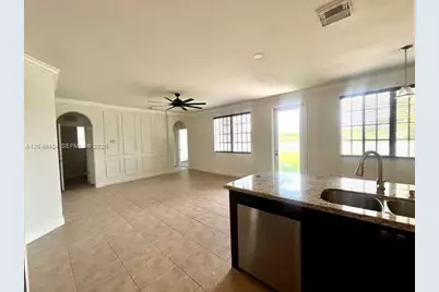 27448 SW 143rd Ct, Homestead, FL 33032 - Photo 10