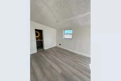 26 Virginia Rd, West Park, FL 33023 - Photo 8