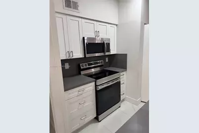 18344 NW 68th Ave #F, Hialeah, FL 33015 - Photo 2