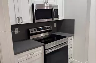 18344 NW 68th Ave, Hialeah, FL 33015 - Photo 2