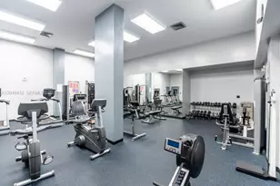 301 174th St, Sunny Isles Beach, FL 33160 - Photo 40