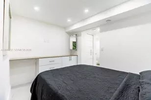 301 174th St, Sunny Isles Beach, FL 33160 - Photo 36