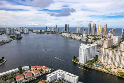 301 174th St #L05, Sunny Isles Beach, FL 33160 - Photo 46