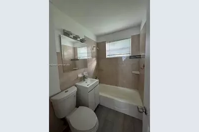 4221 SW 39th St, West Park, FL 33023 - Photo 8