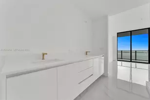 700 NE 24th St, Miami, FL 33137 - Photo 18