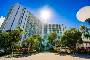 100 Bayview Dr, Sunny Isles Beach, FL 33160 - Photo 32