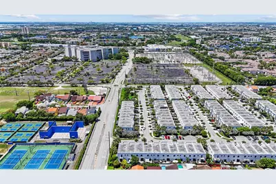 9174 SW 5th Ln, Miami, FL 33174 - Photo 36