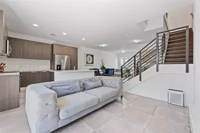 9174 SW 5th Ln, Miami, FL 33174 - Photo 16