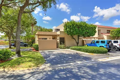 8124 SW 87th Ter, Miami, FL 33143 - Photo 32