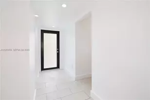 8124 SW 87th Terrace, Miami, FL 33143 - Photo 10
