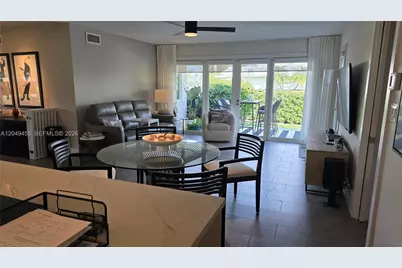 800 Polk St #/, Hollywood, FL 33019 - Photo 2