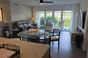 800 Polk St, Hollywood, FL 33019 - Photo 2