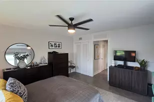 800 Polk St, Hollywood, FL 33019 - Photo 6