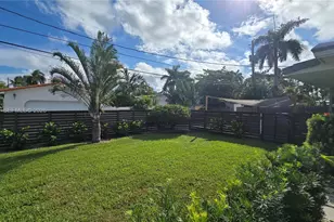 800 Polk St, Hollywood, FL 33019 - Photo 14