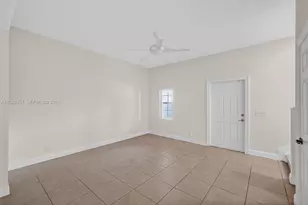704 SW 1st Ave, Pompano Beach, FL 33060 - Photo 42
