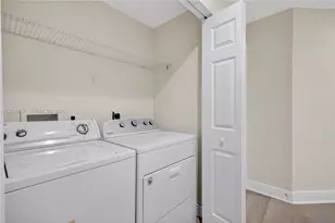 704 SW 1st Ave, Pompano Beach, FL 33060 - Photo 30