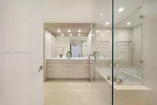 6799 Collins Ave, Miami Beach, FL 33141 - Photo 20