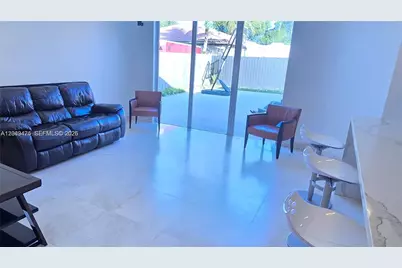 2105 NE 40th Ave, Homestead, FL 33033 - Photo 12