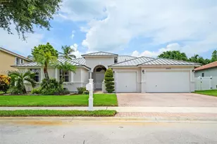 15973 SW 4th St, Pembroke Pines, FL 33027 - Photo 8
