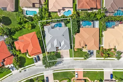 15973 SW 4th St, Pembroke Pines, FL 33027 - Photo 6