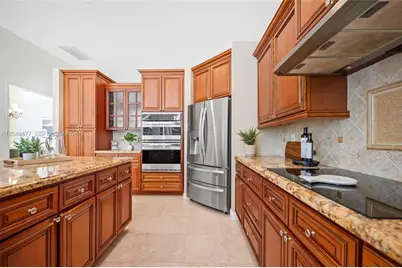 15973 SW 4th St, Pembroke Pines, FL 33027 - Photo 14