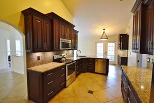 17569 N 89th Pl N, Loxahatchee, FL 33470 - Photo 4