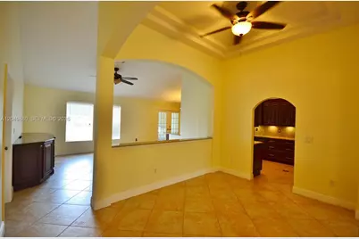 17569 N 89th Pl N, Loxahatchee, FL 33470 - Photo 10