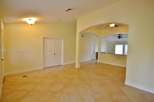 17569 N 89th Pl N, Loxahatchee, FL 33470 - Photo 12