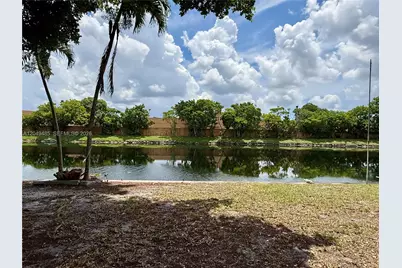 7008 NW 89th Ave, Tamarac, FL 33321 - Photo 2