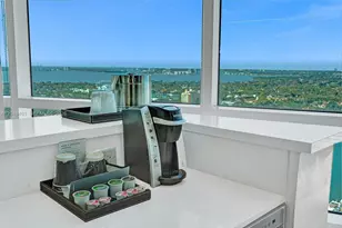 4401 Collins Ave, Miami Beach, FL 33140 - Photo 22