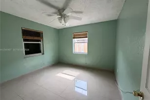 1061 E 20th St, Hialeah, FL 33013 - Photo 8