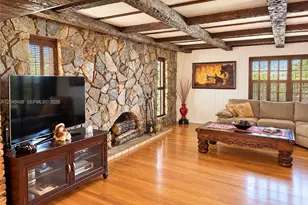 291 W 59th St, Hialeah, FL 33012 - Photo 2