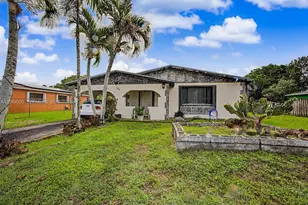 735 NW 8th Ct, Florida City, FL 33034 - Photo 2