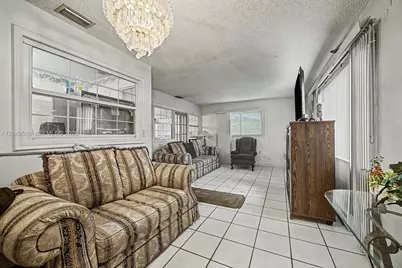 735 NW 8th Ct, Florida City, FL 33034 - Photo 4