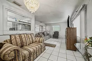 735 NW 8th Ct, Florida City, FL 33034 - Photo 4