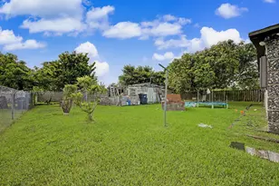 735 NW 8th Ct, Florida City, FL 33034 - Photo 18