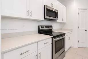 17809 Belforte CT, North Fort Myers, FL 33917 - Photo 4