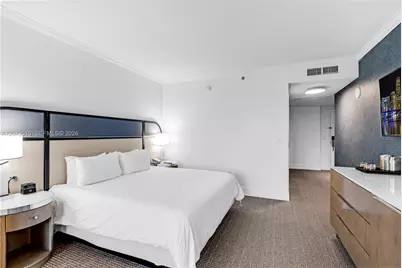 4401 Collins Ave #1609, Miami Beach, FL 33140 - Photo 8