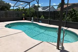 263 Cranbrook Dr, Kissimmee, FL 34758 - Photo 1
