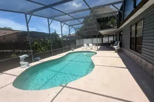 263 Cranbrook Dr, Kissimmee, FL 34758 - Photo 16