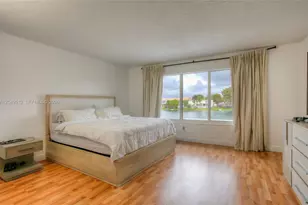 7389 W 18th Ave, Hialeah, FL 33014 - Photo 10