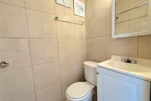 2461 NW 5th St, Miami, FL 33125 - Photo 10