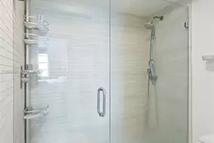 2333 Brickell Ave, Miami, FL 33129 - Photo 16