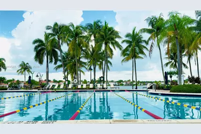 11310 NW 61st St #., Doral, FL 33178 - Photo 18